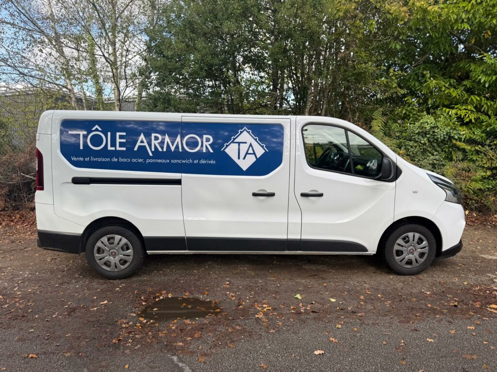 2026-10-16_fourgon_tole_armor_habillage_5